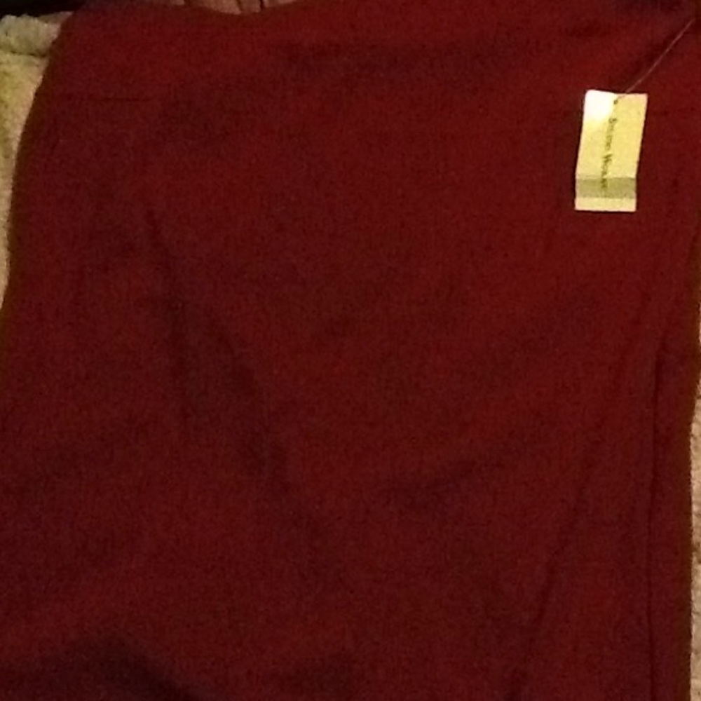 Studio Works knee length zippered skirt w/slit